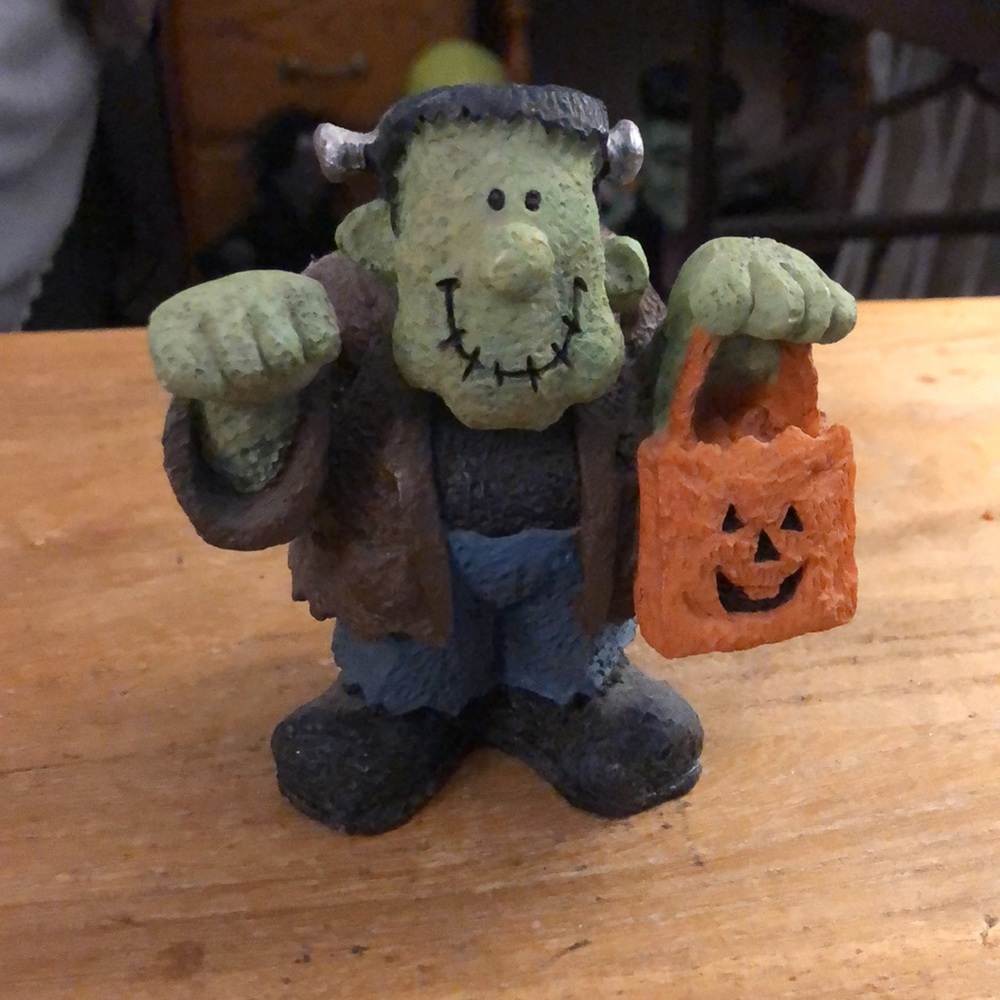 Frankenstein Halloween Decor 4x5